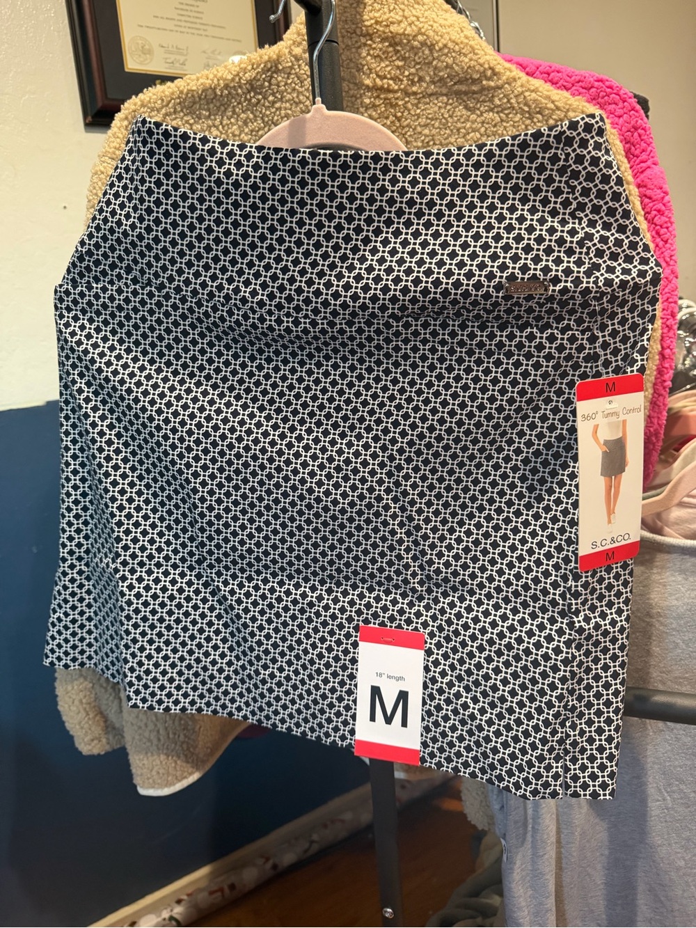 S&Co Black and White Patterned Pencil Skirt